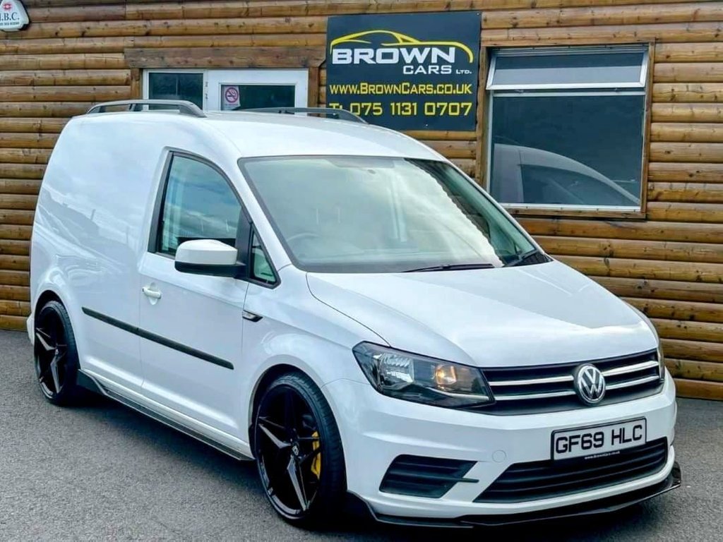 test22019 Volkswagen Caddy 2.0 C20 TDI TRENDLINE Diesel Manual ** FINANCE AVAILABLE ** – Brown Cars Newry